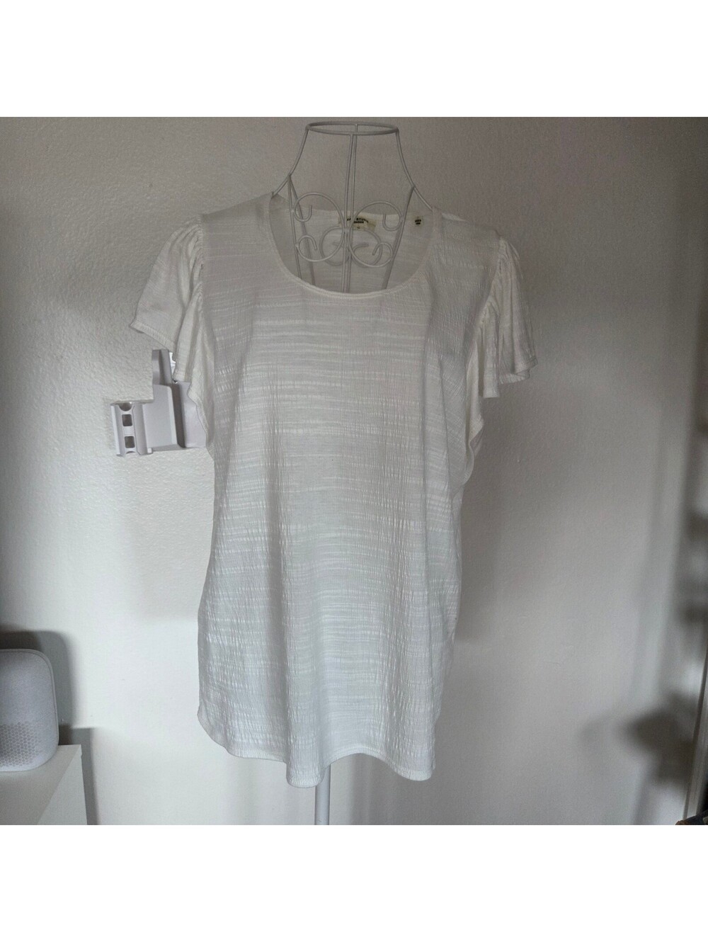 Max Studio White Textured Short Sleeve Blouse, Size M